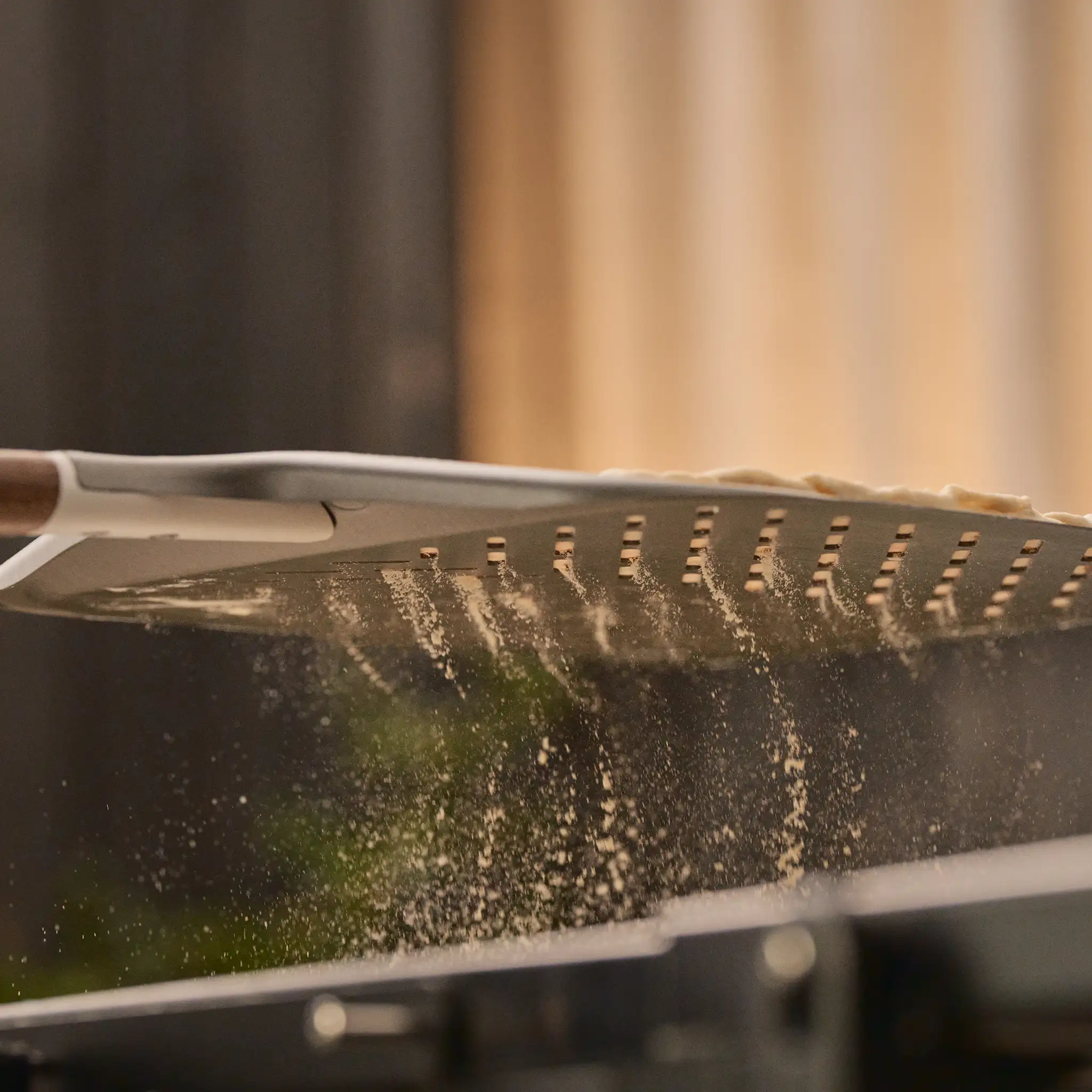 Ooni Signature Pizza Peel - Image 4